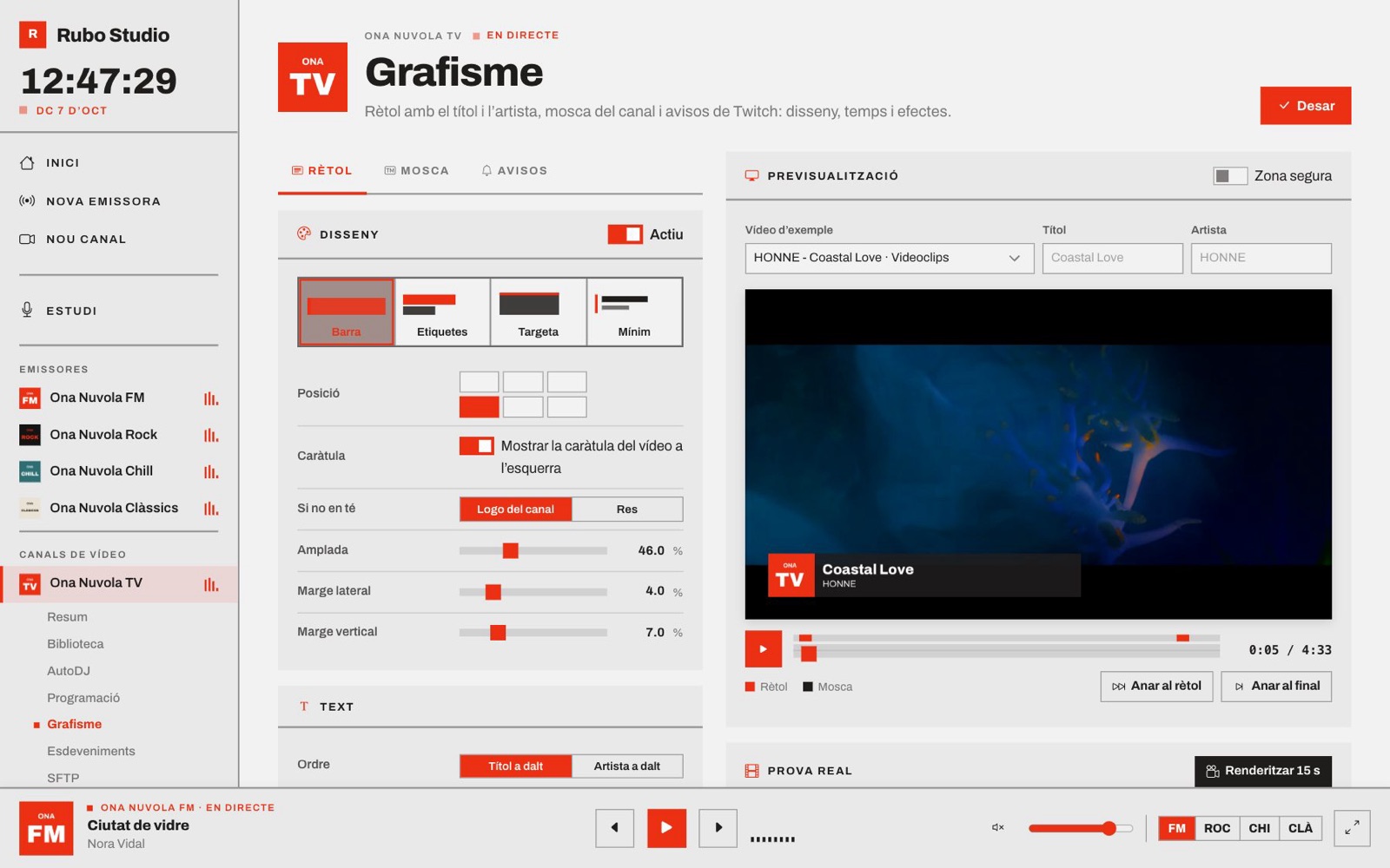 Estudi de grafisme amb el rètol i la mosca sobre un videoclip